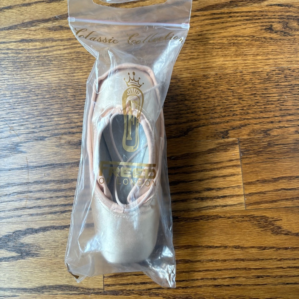 💕💕Freed Of London Classic Deep Vamp Pointe Shoes 🌸
